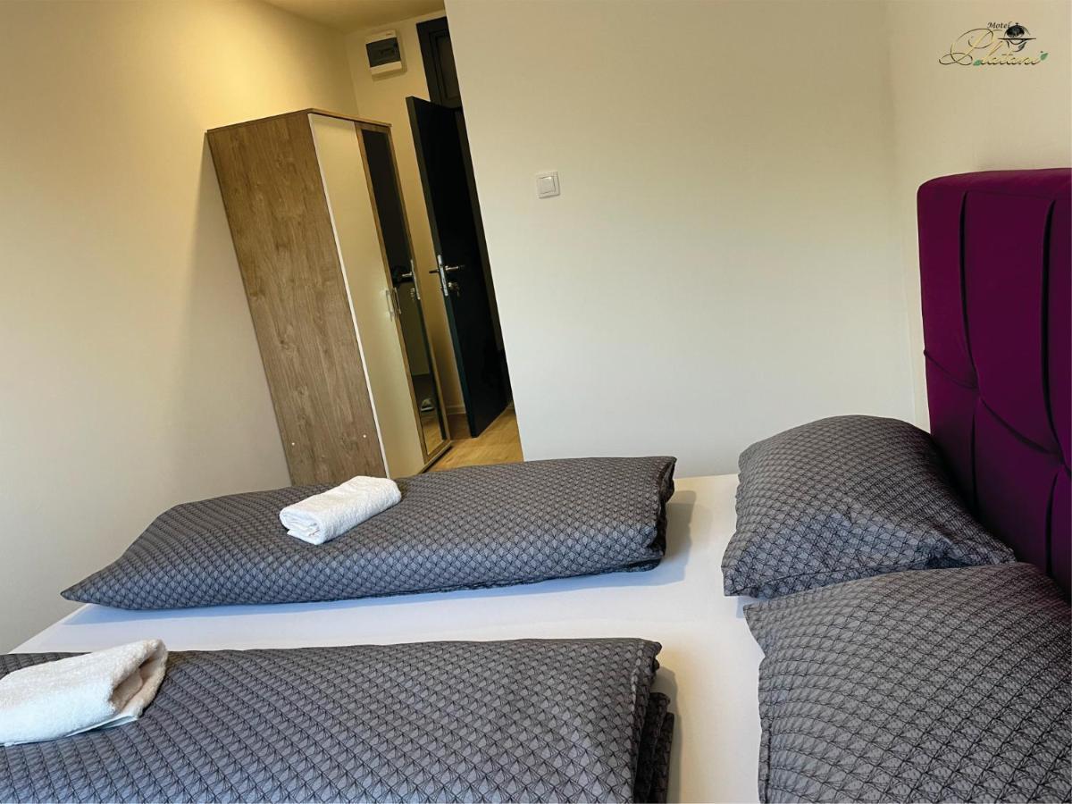 Motel Platani Kotor Varos Eksteriør bilde